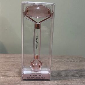 BEAUTYBIO NWT Rose Quartz Facial Roller NWT
